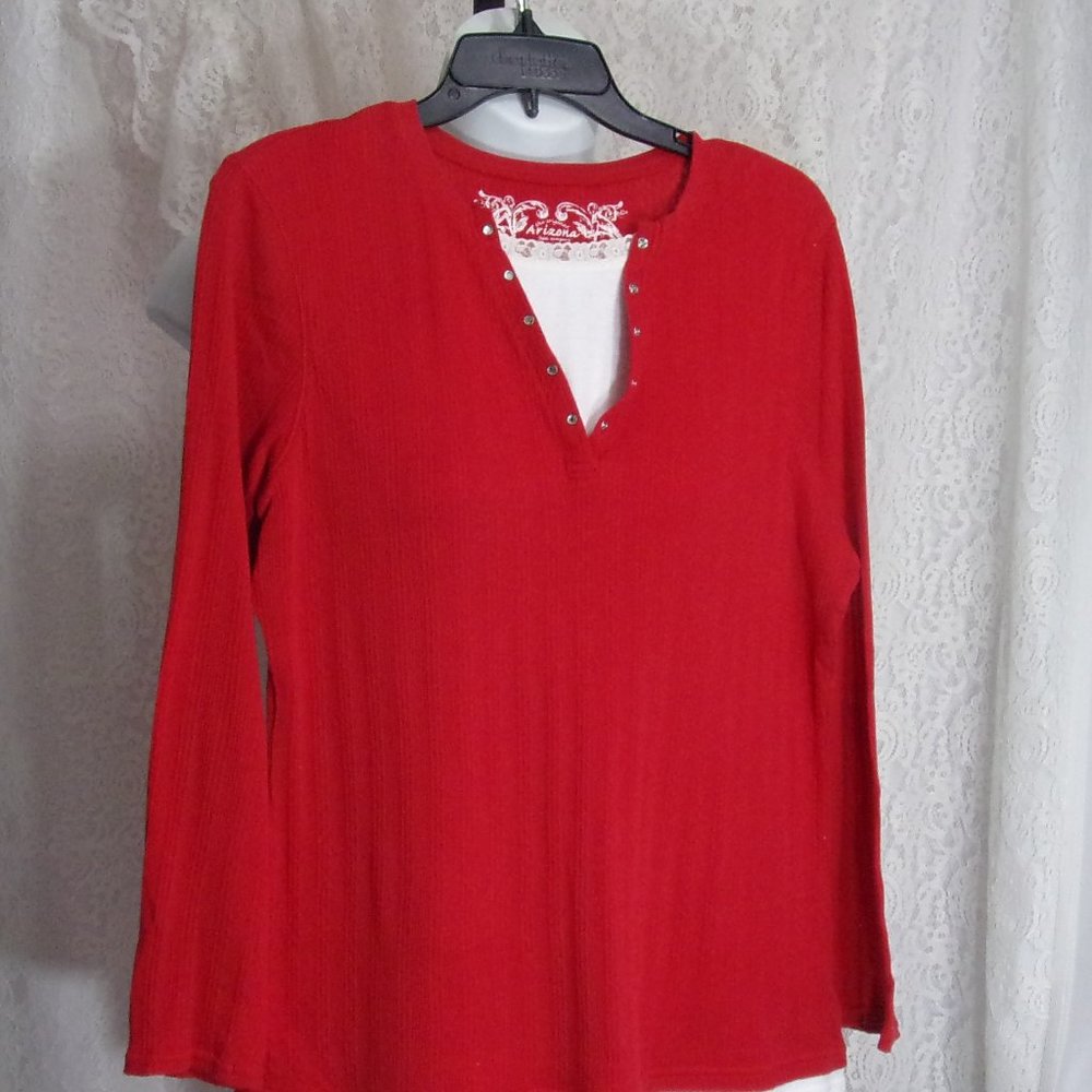 Red and White Knit Top GUC Size 2X